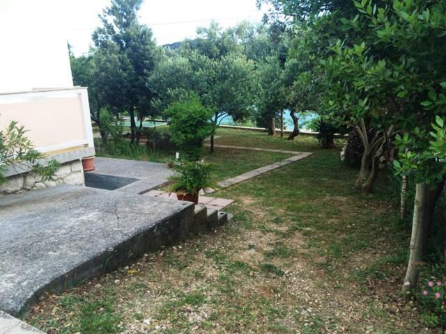 Apartman Supetarska Draga Exterior foto